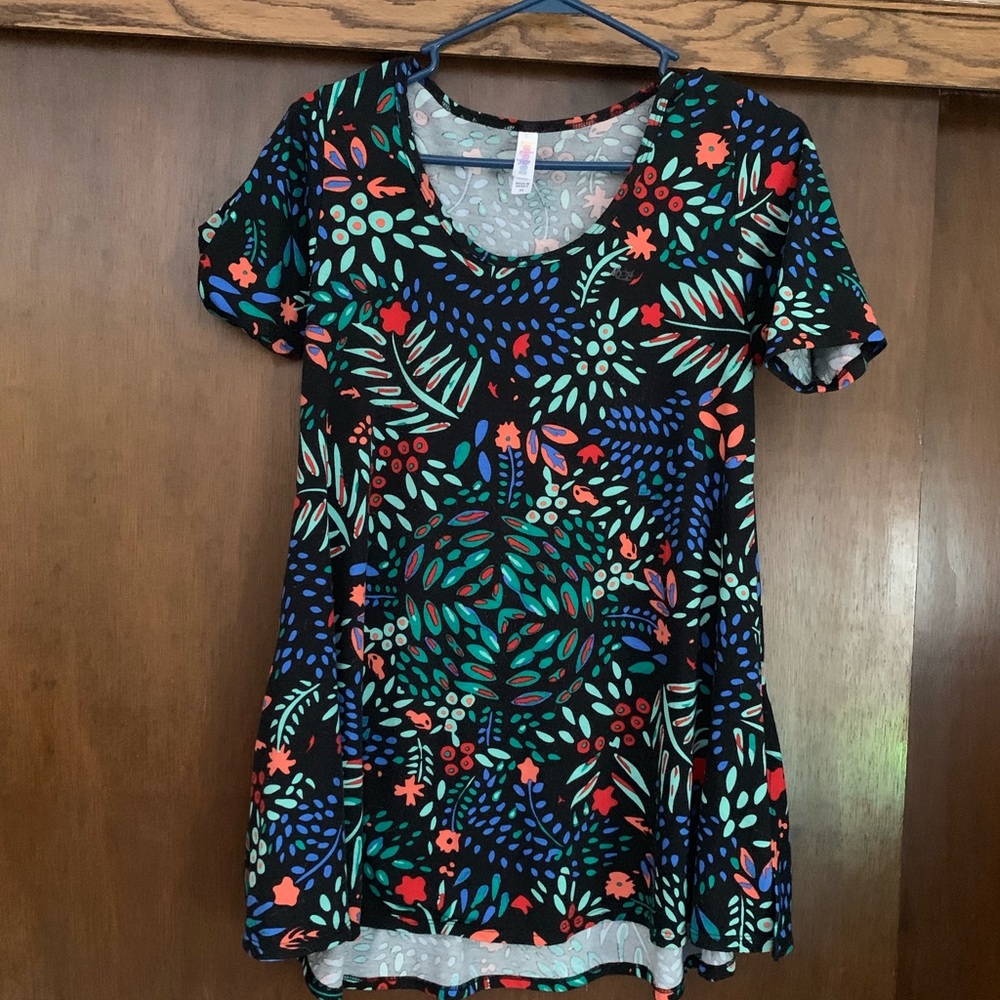 Lularoe perfect T
